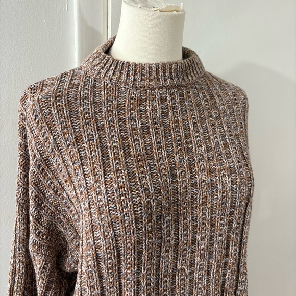 Universal Threads Goods Co. Women’s Sz XS Brown Beige Chunky Knit Sweater Cozy - Picture 2 of 7